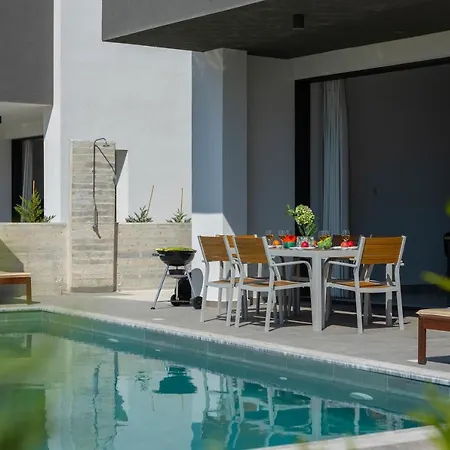Oniro, Walking Distance To Coral Bay * 佩亚