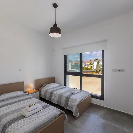 别墅 Oniro, Walking Distance To Coral Bay *