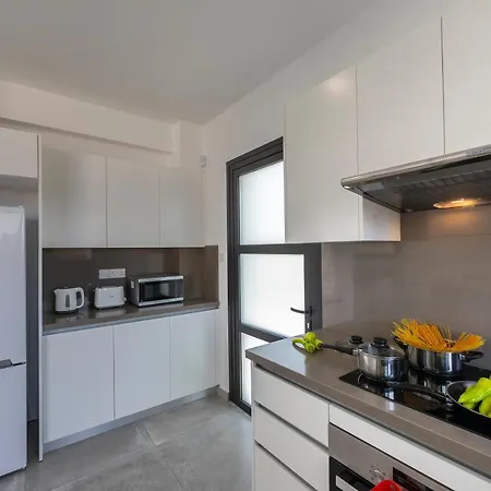 Oniro, Walking Distance To Coral Bay *